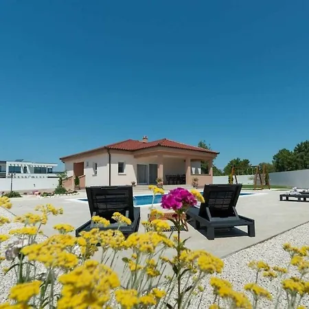 Villa First Hill Comfortable