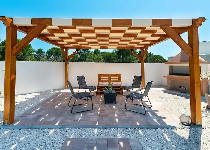 First Hill Comfortable Villa *