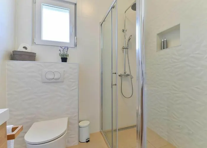 Villa First Hill Comfortable Zadar