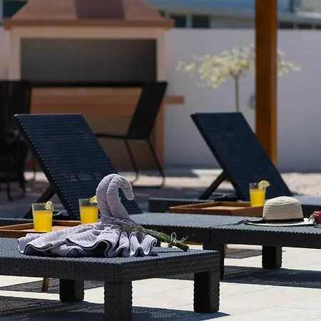 Villa First Hill Comfortable Zara