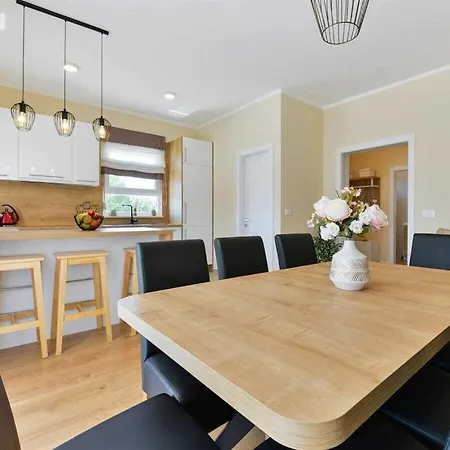 First Hill Comfortable * ザダル