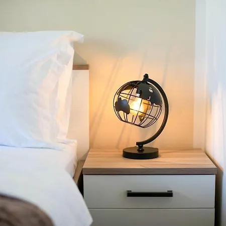 First Hill Comfortable ザダル