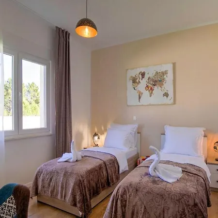 First Hill Comfortable * ザダル