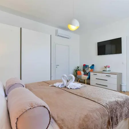 First Hill Comfortable Villa *