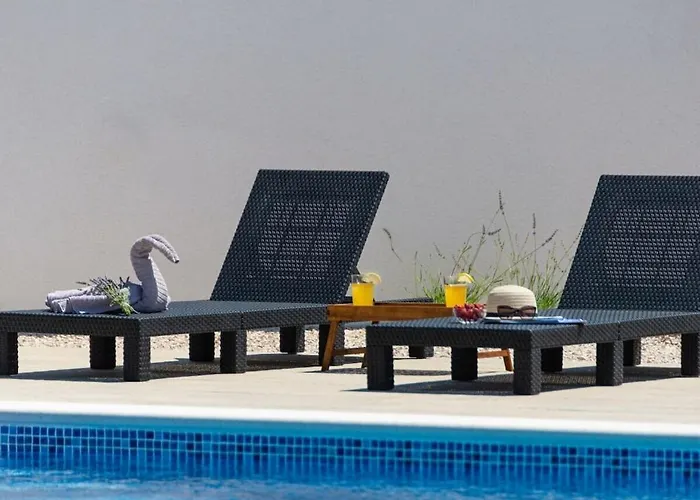 Вилла First Hill Comfortable Задар