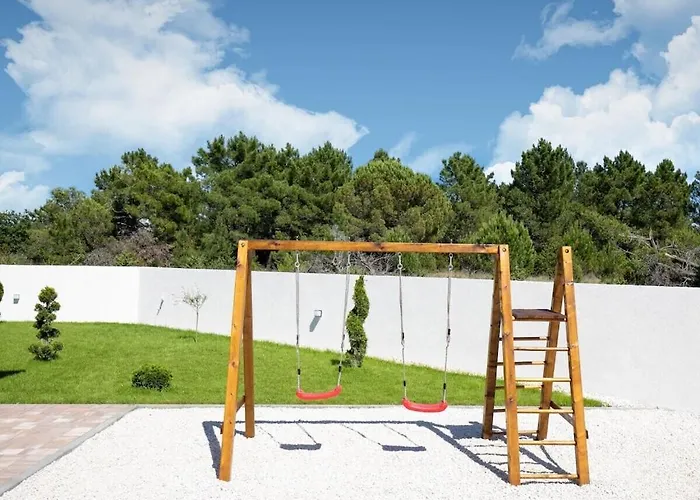 Вилла First Hill Comfortable